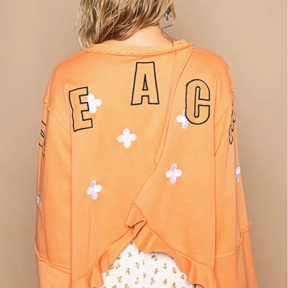 NWOT POL BEAUTIFUL Embroidered Floral Peace Sign Hoodie - Picture 2 of 4